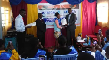 Deset let projektu Afrika Africe