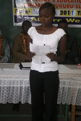 Oslava absolventů v Nairobi (29. 4. 2011)
