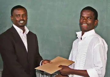 Absolventi 2012
